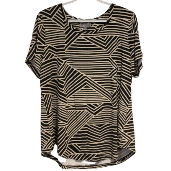 2/$20 🏷 JM Collection Patterned Tshirt Size L - Picture 1 of 3